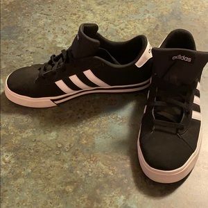 NWOT men’s adidas shoes